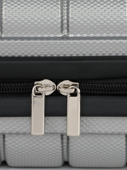 hummel Crème Holiday Bags with Strap